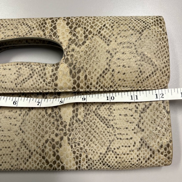 Hobo Leather Snakeskin Print Clutch Bag - Picture 12 of 12